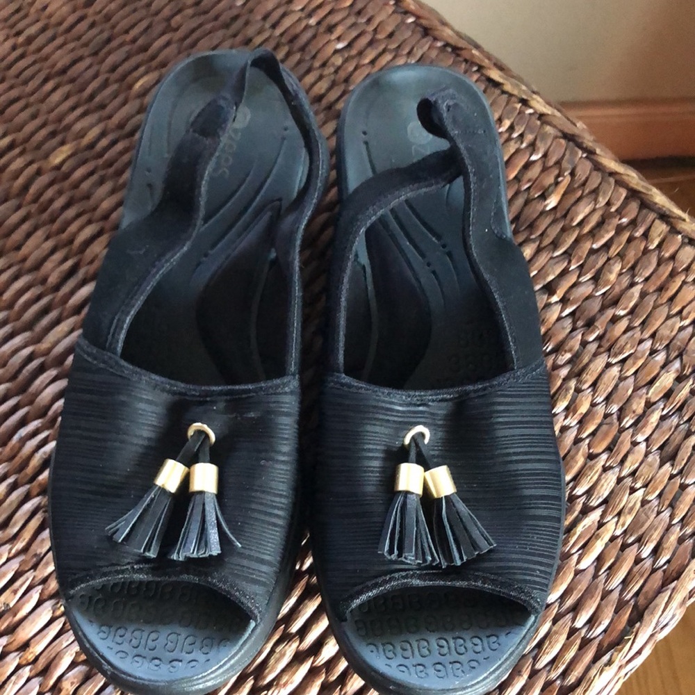 BZees Mirage Slingback sandal Size 9 - Picture 2 of 7
